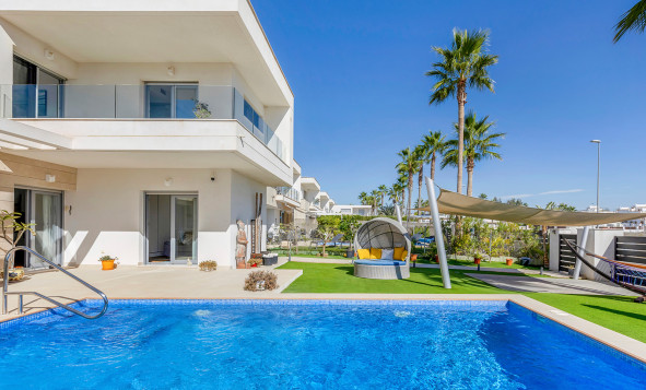 Resale - Villa - Orihuela - Vistabella Golf