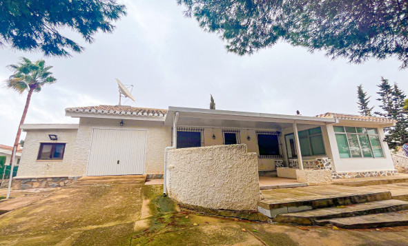 Resale - Villa - Los Balcones - Los Altos del Edén - Orihuela Costa