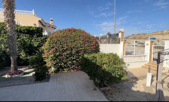 Resale - Villa - Bigastro - Orihuela