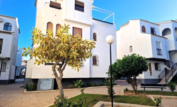 Herverkoop - Planta baja - Torrevieja