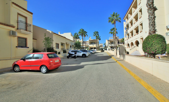 Resale - Apartment - Playa Flamenca - Orihuela Costa