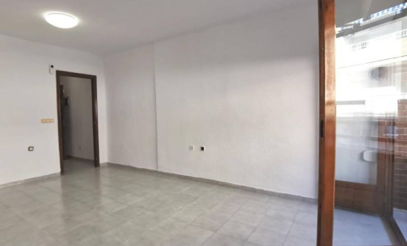 Herverkoop - 1. Appartement / flat - Torrevieja - Costa Blanca Zuid