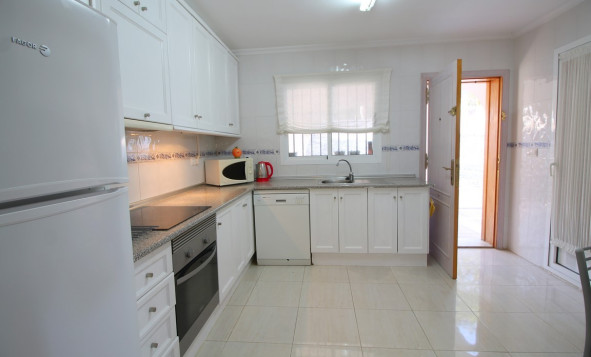 Reventa - Villa - Mil Palmeras - Pilar de la Horadada