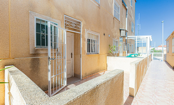 Reventa - Villa - Playa Flamenca - Orihuela Costa