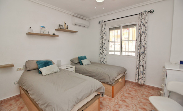 Reventa - Villa - Villamartin - Orihuela Costa