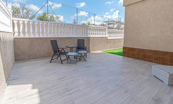 Resale - Villa - Villamartin - Orihuela Costa