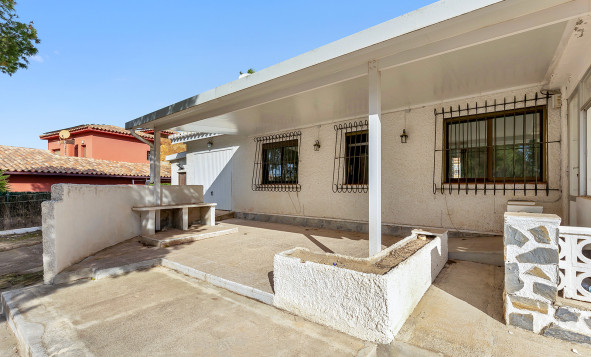 Resale - Villa - Los Balcones - Los Altos del Edén - Orihuela Costa