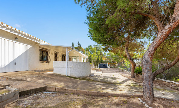 Resale - Villa - Los Balcones - Los Altos del Edén - Orihuela Costa