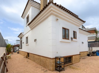 Detached villa · Resale - La Herrada · Alicante · Spain
