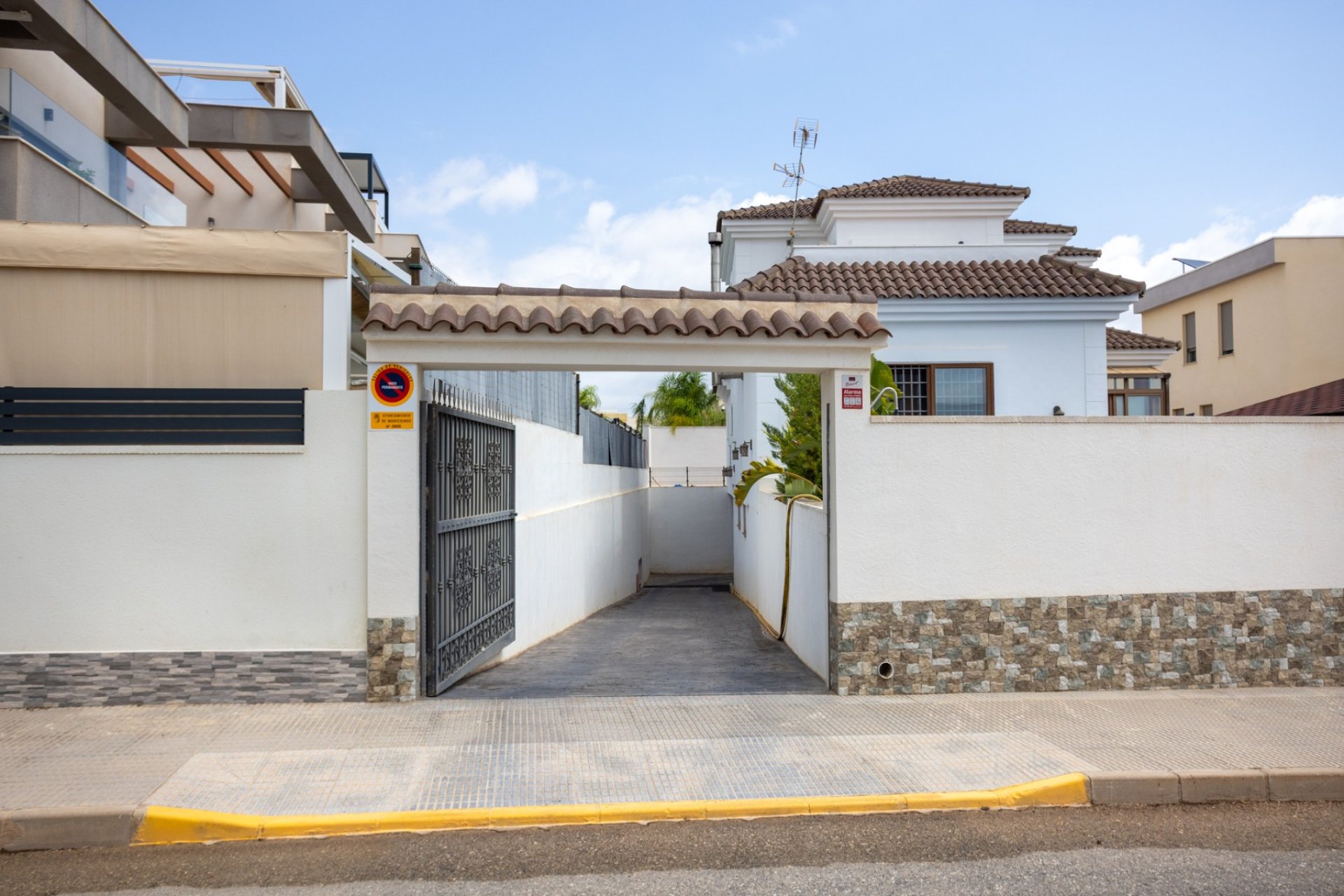 Reventa - Villa independiente - La Herrada