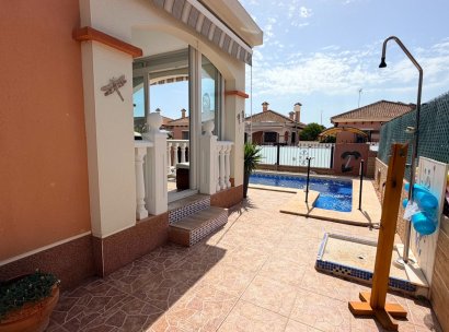 Fristående villa · Återförsäljning - La Herrada · Alicante · Spanien