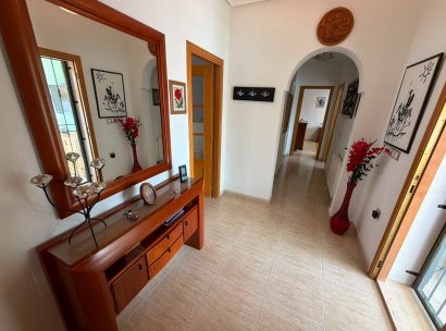 Fristående villa · Återförsäljning - La Herrada · Alicante · Spanien