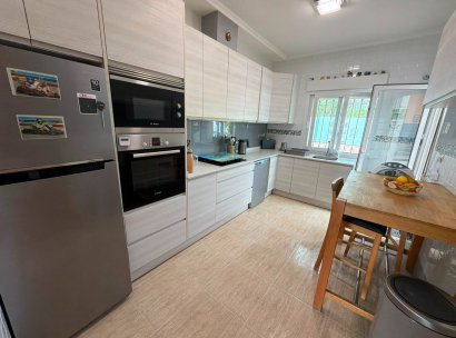 Fristående villa · Återförsäljning - La Herrada · Alicante · Spanien