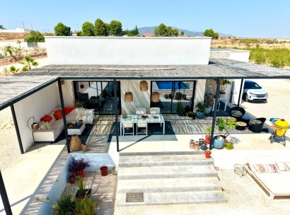 Fristående villa · Återförsäljning - Pinoso · Alicante · Spanien