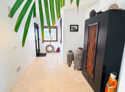 Fristående villa · Återförsäljning - Pinoso · Alicante · Spanien