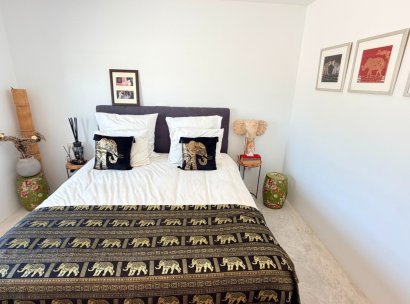 Fristående villa · Återförsäljning - Pinoso · Alicante · Spanien