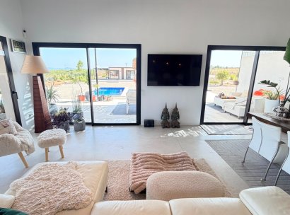 Fristående villa · Återförsäljning - Pinoso · Alicante · Spanien