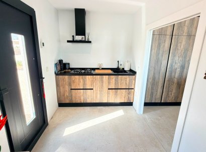 Fristående villa · Återförsäljning - Pinoso · Alicante · Spanien