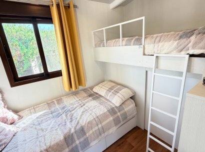 Fristående villa · Återförsäljning - Pinoso · Alicante · Spanien