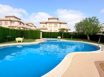 Semi - Detached Villa · Herverkoop - Orihuela · Orihuela Costa · Alicante · Spanje