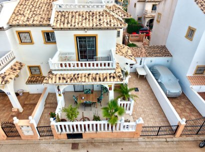 Semi - Detached Villa · Herverkoop - Orihuela · Orihuela Costa · Alicante · Spanje
