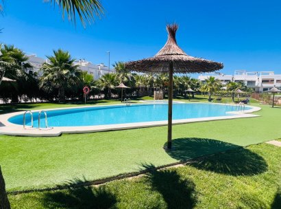 Lägenhet · Återförsäljning - Vistabella Golf · Entre Naranjos Vistabella Golf · Costa Blanca (Alicante) · Spanien