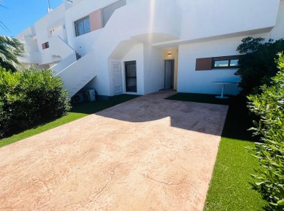 Lägenhet · Återförsäljning - Vistabella Golf · Entre Naranjos Vistabella Golf · Costa Blanca (Alicante) · Spanien