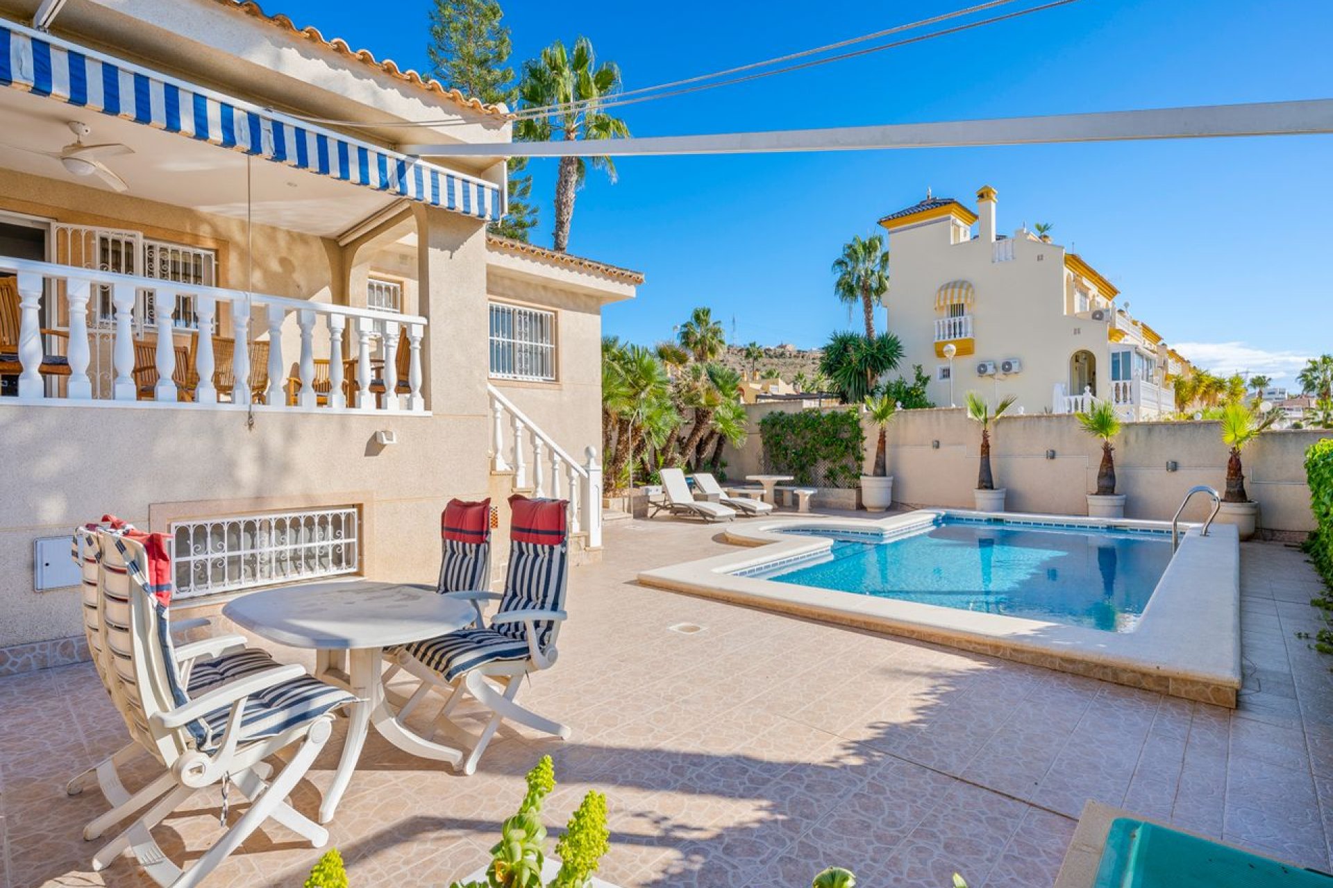 Resale - Villa - Benijofar