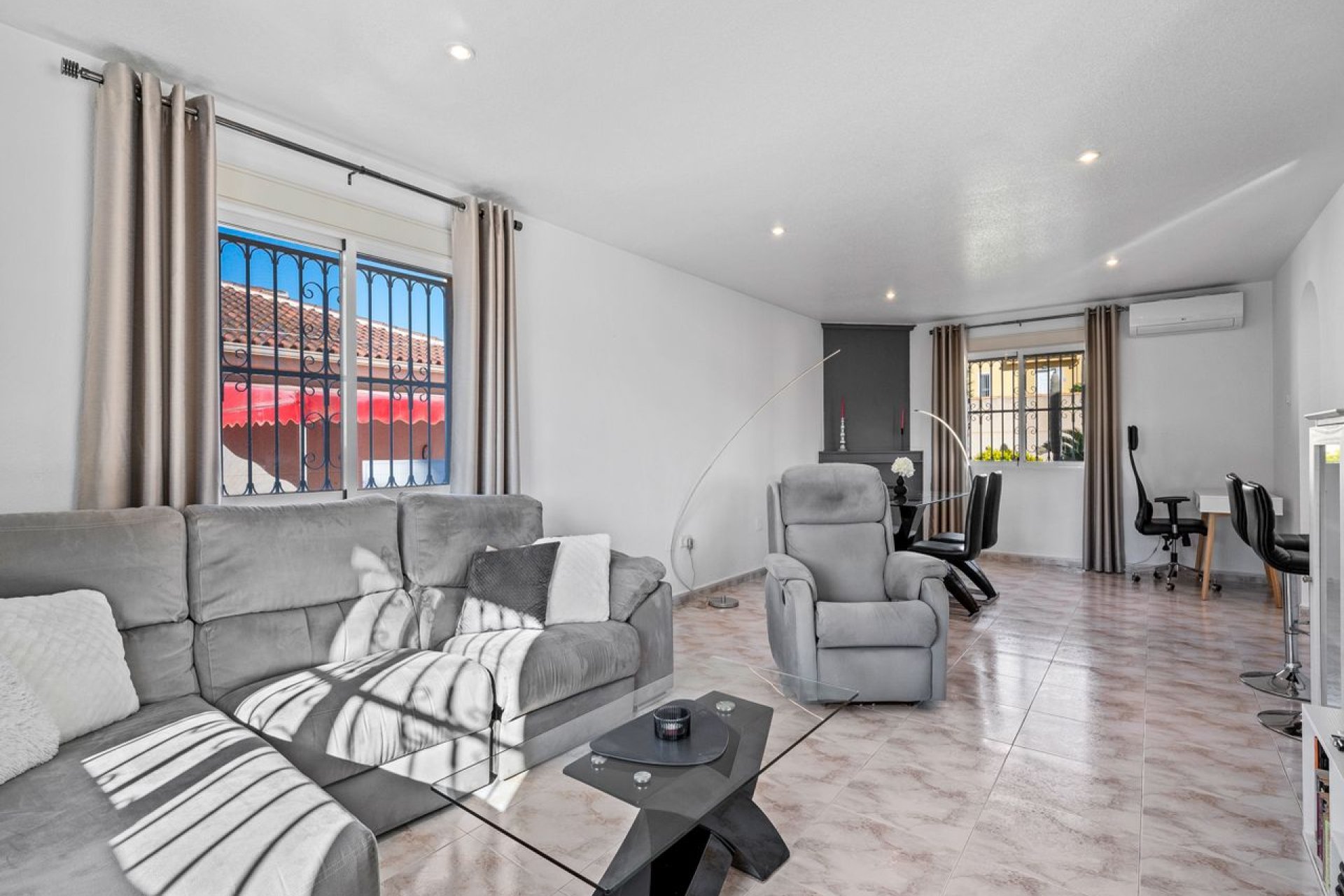 Resale - Villa - Benijofar
