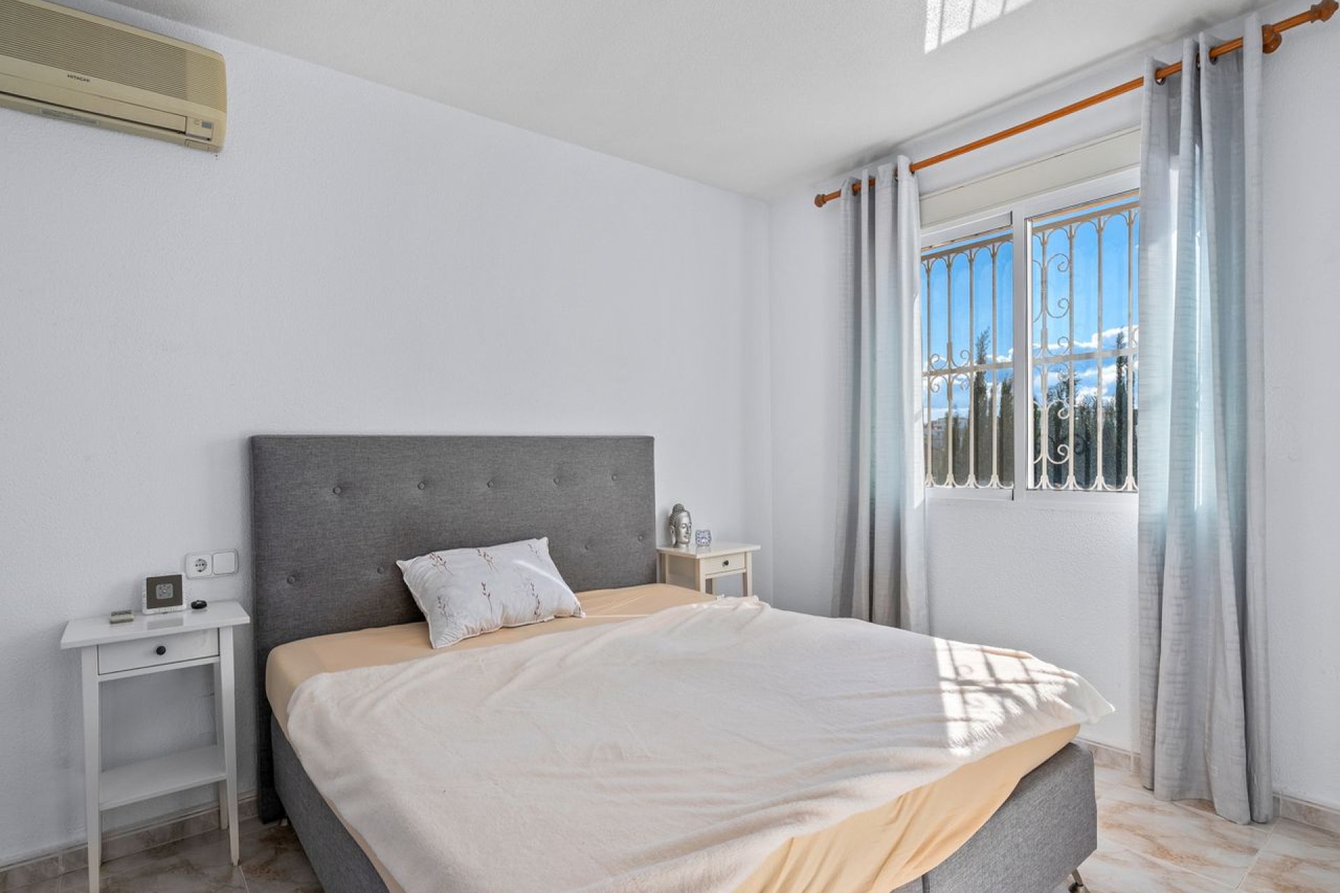 Resale - Villa - Benijofar