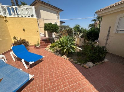 Villa · Herverkoop - Algorfa · Lomas de Juliana · Alicante · Spanje