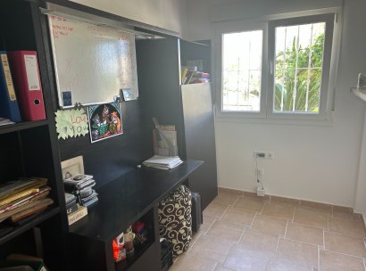 Villa · Herverkoop - Algorfa · Lomas de Juliana · Alicante · Spanje