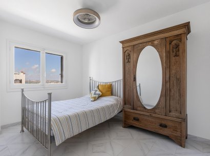 Apartment - Flat · Återförsäljning - Torrevieja · La Mata · Alicante · Spanien
