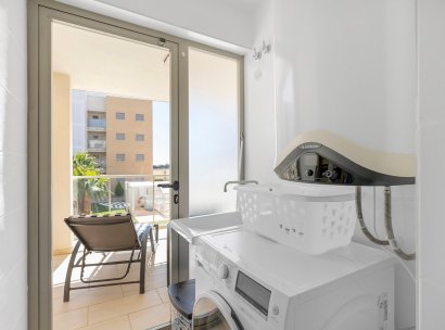 Apartment - Flat · Wiederverkauf - Orihuela Costa · La Zenia · Alicante · Spanien