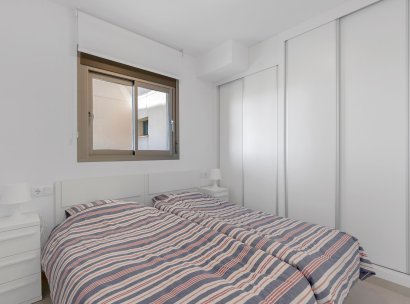 Apartment - Flat · Wiederverkauf - Orihuela Costa · La Zenia · Alicante · Spanien