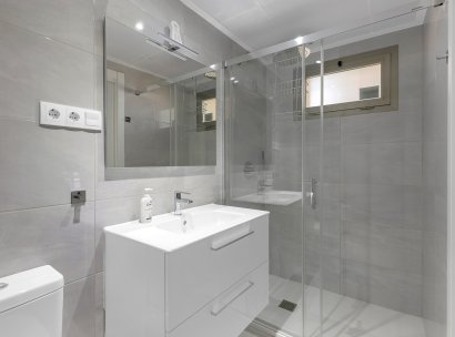 Apartment - Flat · Wiederverkauf - Orihuela Costa · La Zenia · Alicante · Spanien