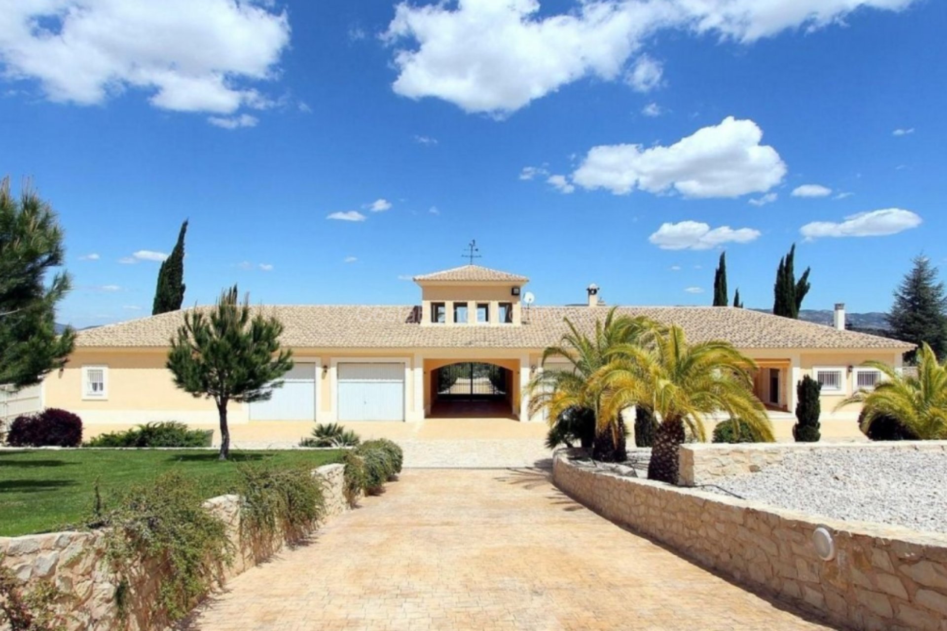 Reventa - Villa - Penáguila