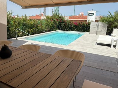 Villa · Herverkoop - La Finca Golf · Alicante · Spanje