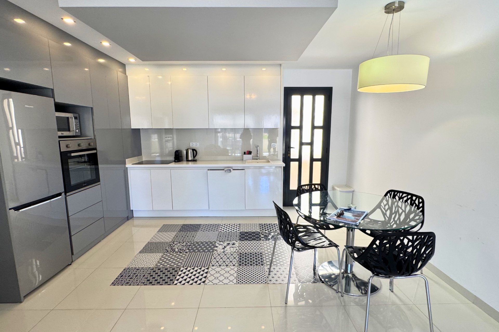 Resale - Apartments - Pilar de la Horadada - Costa Blanca South