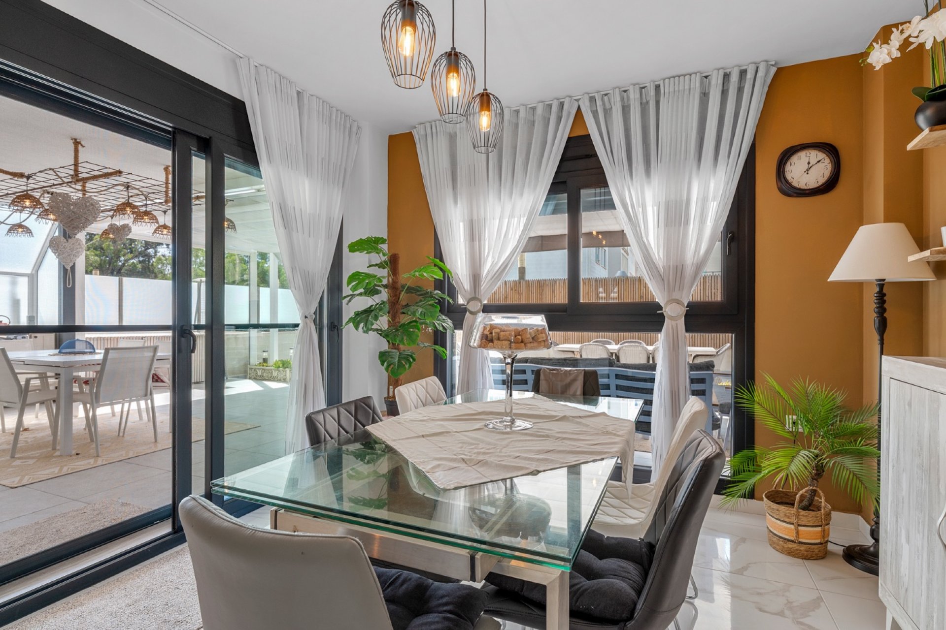 Återförsäljning - Apartments - Guardamar