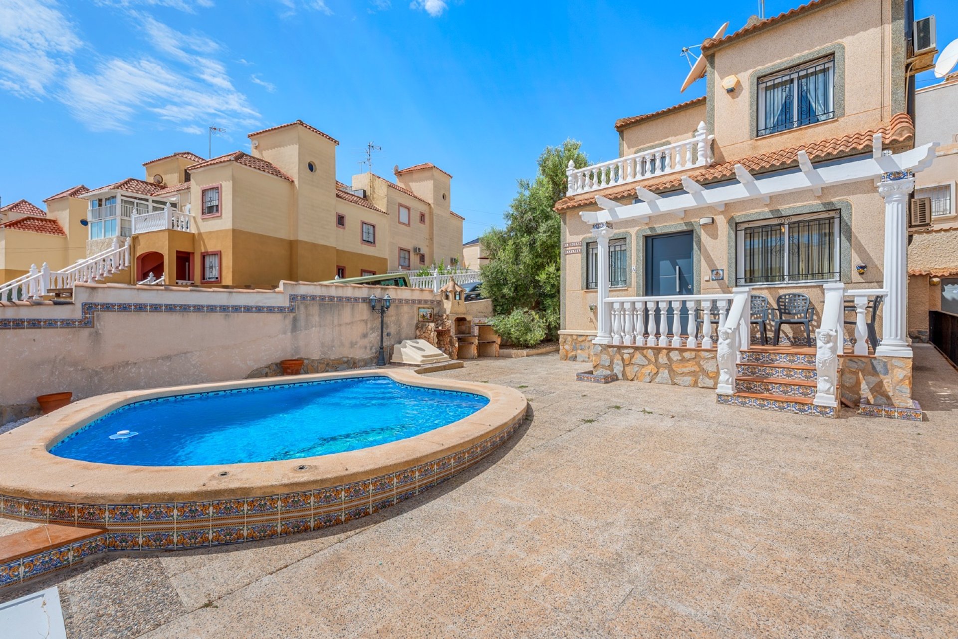 Återförsäljning - Villa - Orihuela Costa - Costa Blanca South