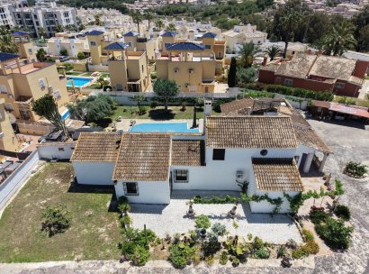 Freistehende Villa · Wiederverkauf - Orihuela Costa · Villamartín · Alicante · Spanien