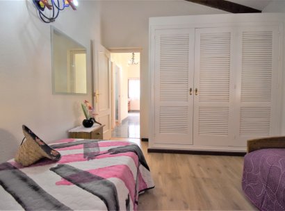 Freistehende Villa · Wiederverkauf - Orihuela Costa · Villamartín · Alicante · Spanien