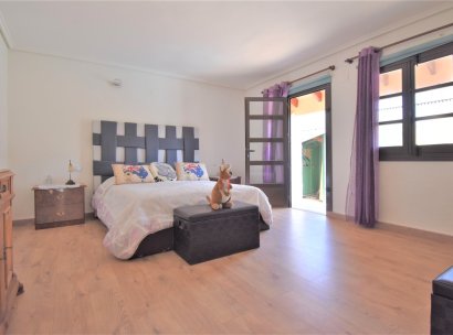 Freistehende Villa · Wiederverkauf - Orihuela Costa · Villamartín · Alicante · Spanien