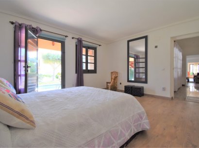Freistehende Villa · Wiederverkauf - Orihuela Costa · Villamartín · Alicante · Spanien