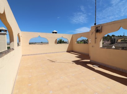 Freistehende Villa · Wiederverkauf - Algorfa · Lomas De La Juliana · Alicante · Spanien