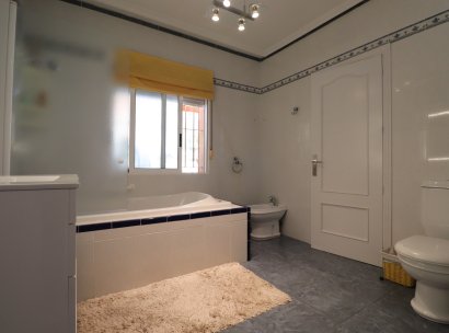 Fristående villa · Återförsäljning - Algorfa · Lomas De La Juliana · Alicante · Spanien