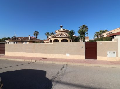 Detached villa · Resale - Benijofar · Monte Azul · Alicante (CBS) · Spain