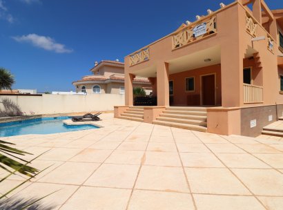 Vrijstaande villa · Herverkoop - Ciudad Quesada · La Fiesta · Alicante · Spanje