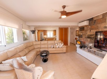 Appartement · Herverkoop - Orihuela Costa · Los Dolses · Alicante · Spanje